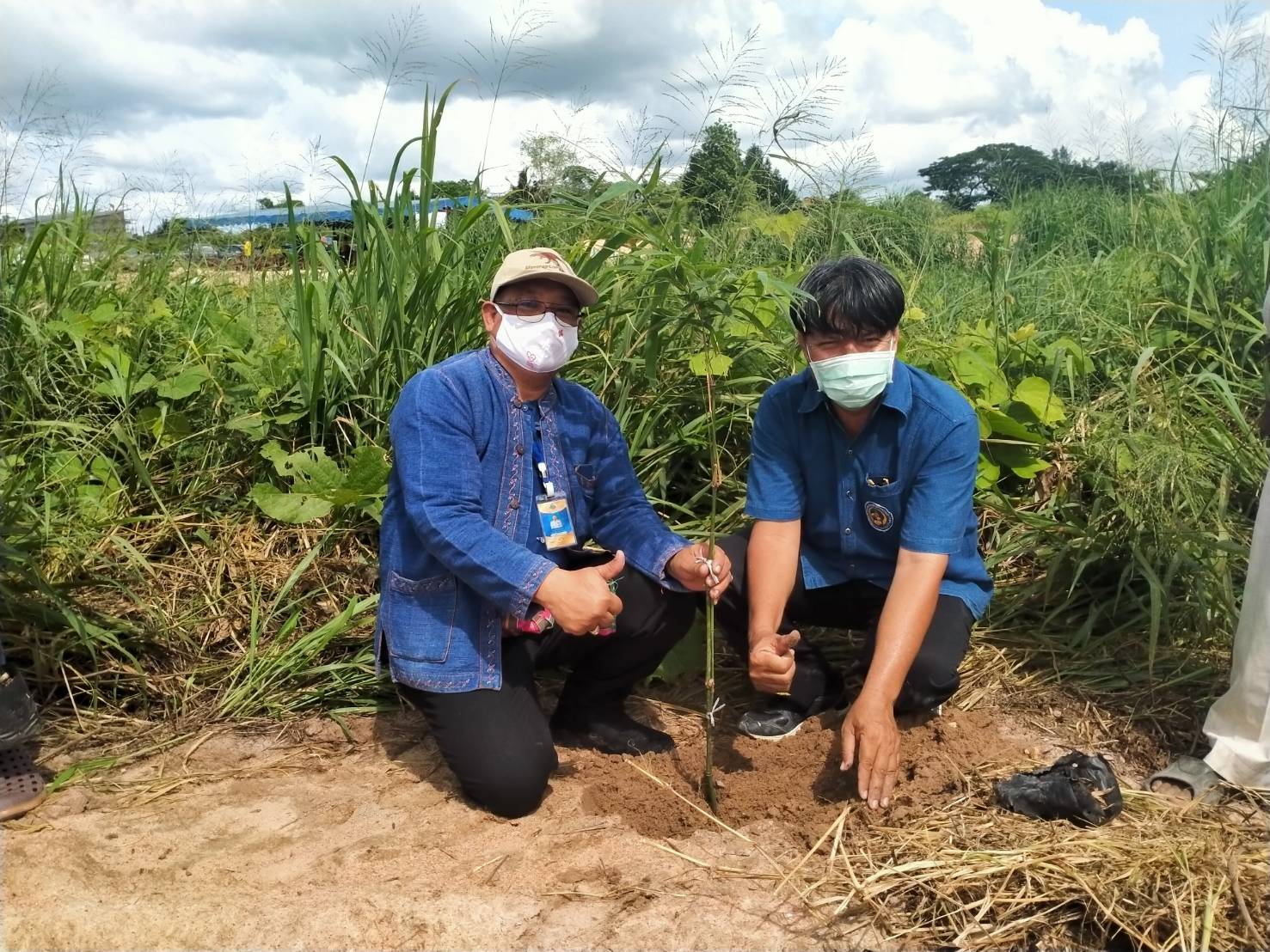 “พช.ระยอง”  Kick off  โครงการผู้นำต้นแบบการพัฒนาคุณภาพชีวิตตามหลักทฤษฎีใหม่ รูปแบบประยุกต์ “โคก หนอง นา โมเดล”  @ อำเภอนิคมพัฒนา