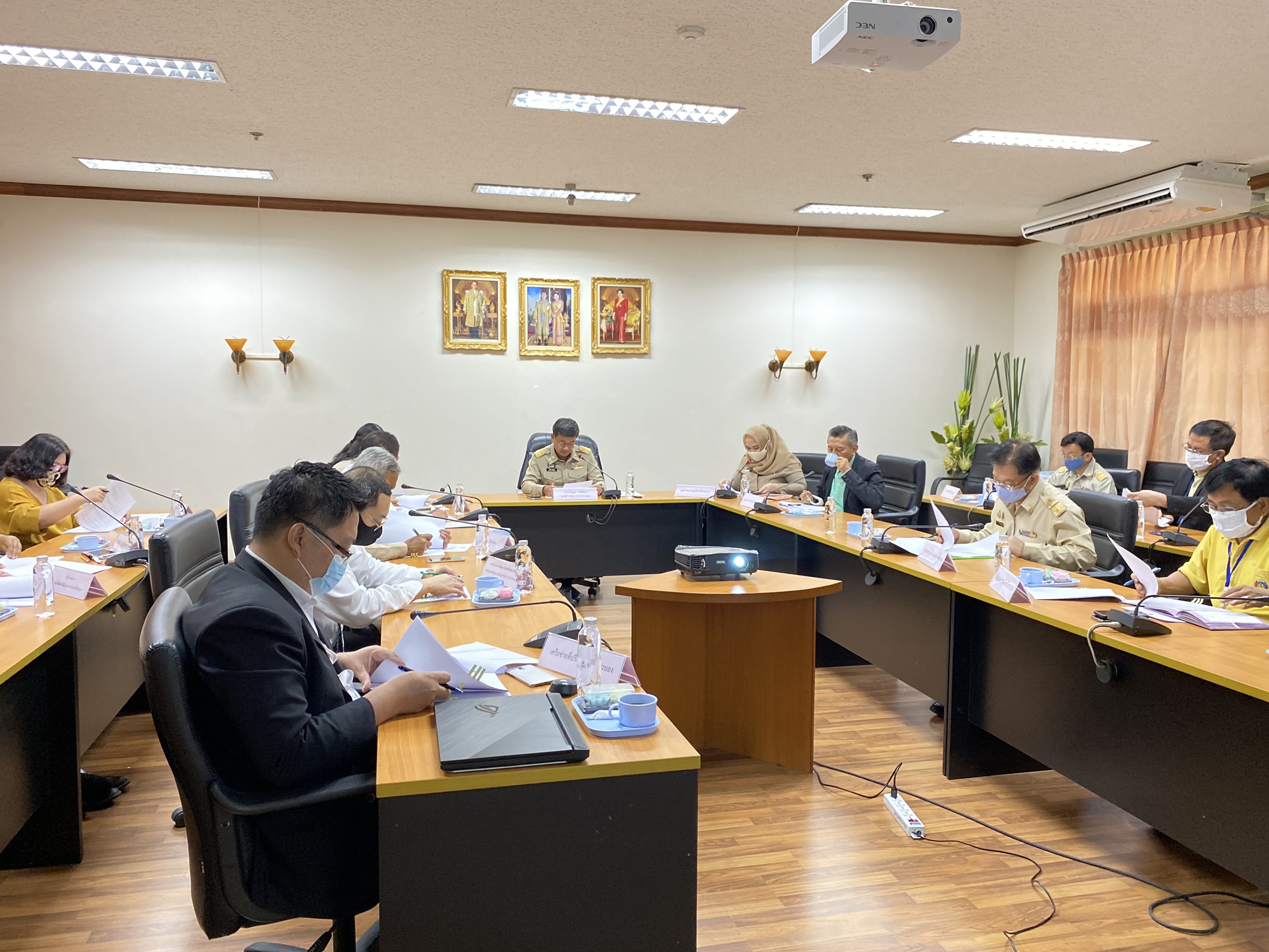 “พช.ระยอง”  ร่วมประชุมติดตามผลการดำเนินงานของเครือข่ายบริการ ภายใต้โครงการพัฒนาระบบสนับสนุน SMEs แบบบูรณาการในระดับท้องถิ่น (RISMEP)จังหวัดระยอง ครั้งที่1/2563