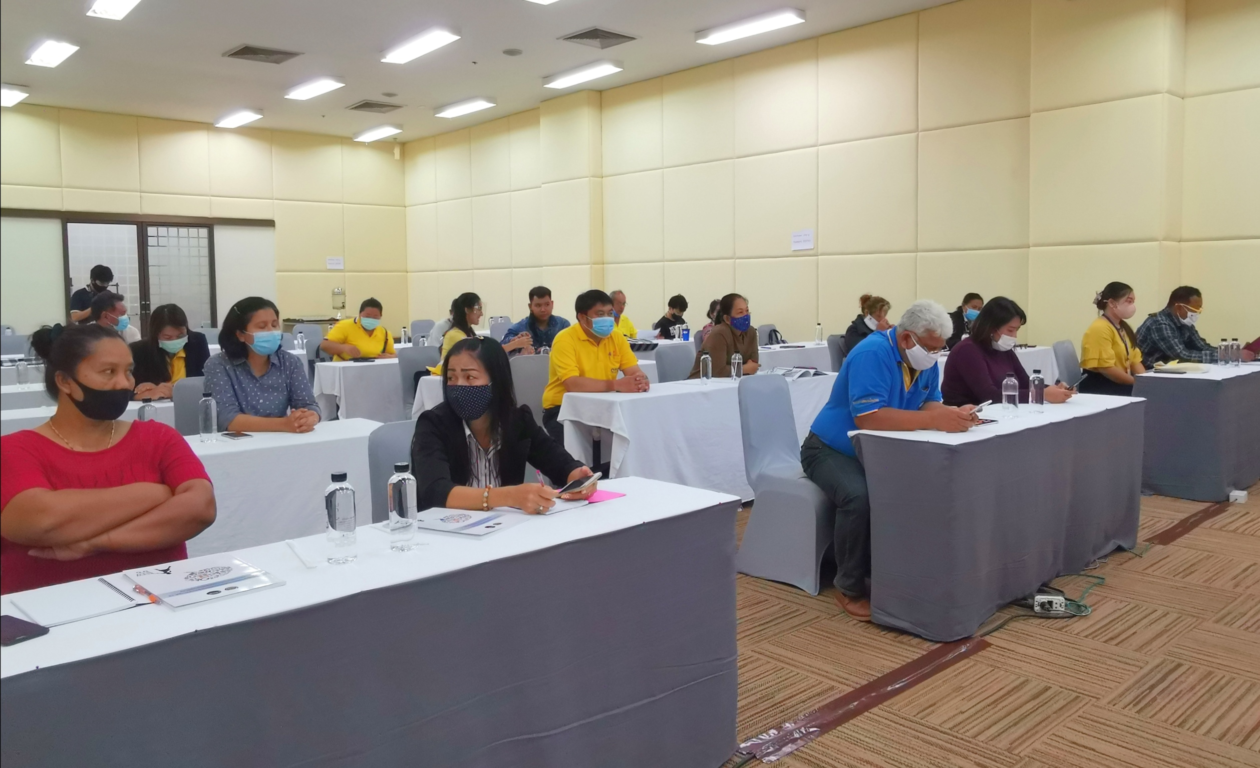 พช.ระยอง จัดฝึกอบรมการตลาดออนไลน์ให้ กลุ่ม/ผู้ประกอบการ OTOP ในโครงการพัฒนาศักยภาพผู้ประกอบการสู่ยุค 4.0