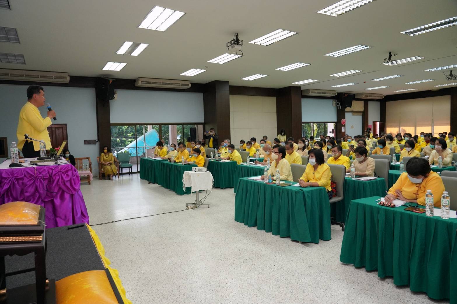 ระยอง ร่วมประชุมเตรียมความพร้อมขับเคลื่อนแผนงานโครงการที่มีวัตถุประสงค์เพื่อฟื้นฟูเศรษฐกิจและสังคมที่ได้รับผลกระทบจาก COVID-19