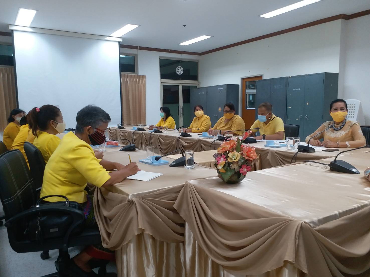 ?? “พช. ระยอง”   ร่วมประชุมคณะกรรมการพัฒนาสตรีจังหวัดระยอง (กพส.จ.ระยอง) ??