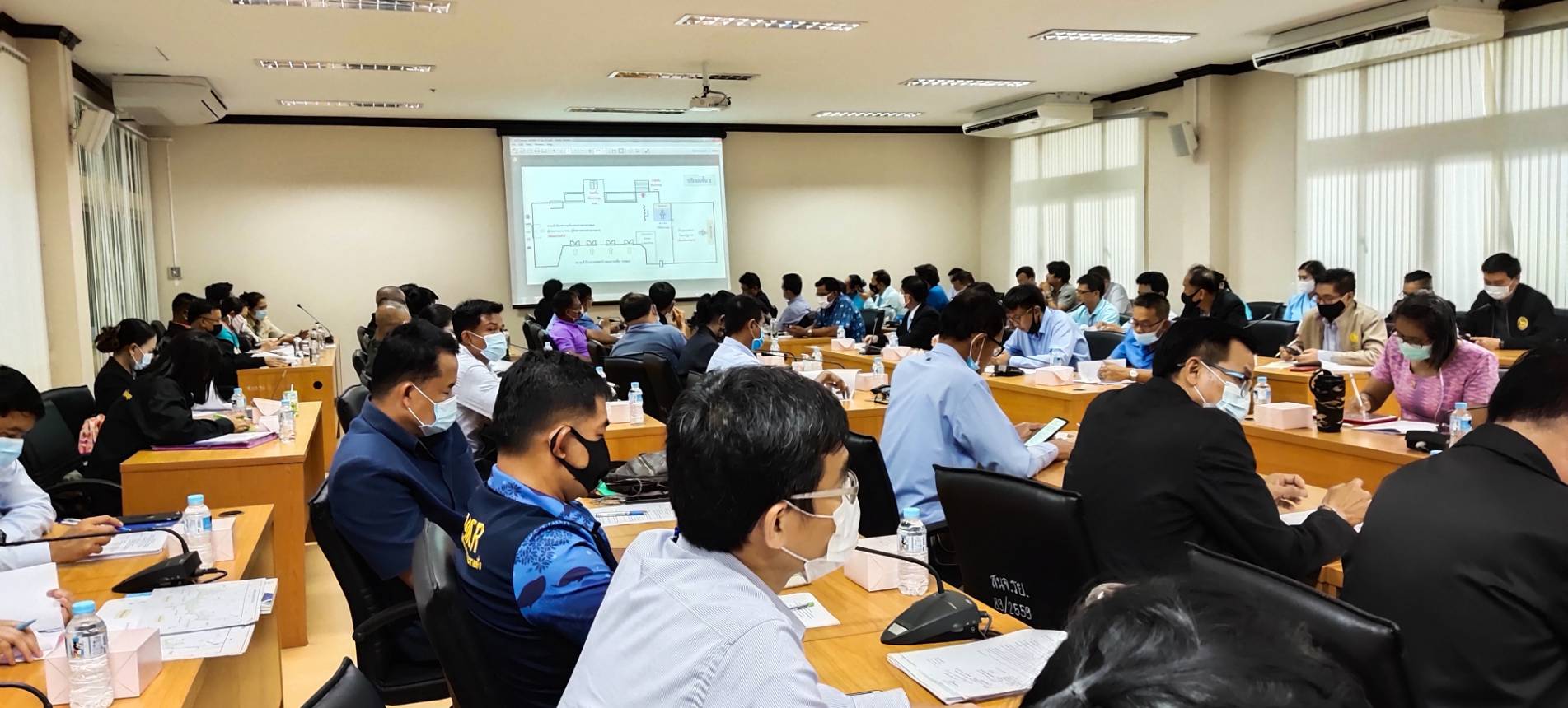 พช.ระยอง  ประชุมเตรียมความพร้อมในการเดินทางมาตรวจราชการของนายกรัฐมนตรี และการประชุมคณะรัฐมนตรีอย่างเป็นทางการนอกสถานที่ ในพื้นที่จังหวัดระยอง