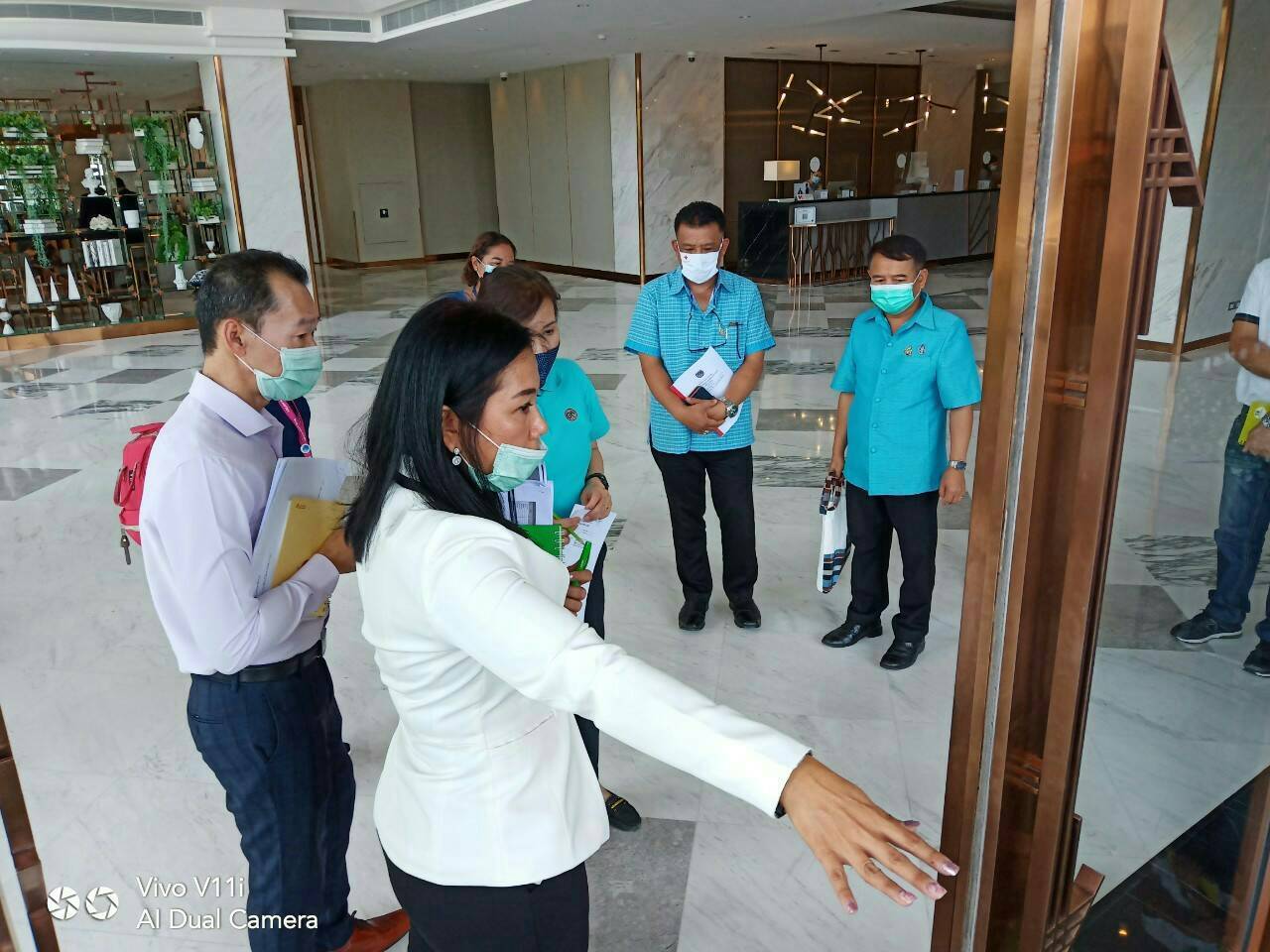 “พช.ระยอง” ร่วมเตรียมความพร้อมในการดำเนินโครงการพัฒนาหมู่บ้านเศรษฐกิจพอเพียงประชุมเชิงปฏิบัติการถ่ายทอดองค์ความรู้หมูบ้านคนรักษ์ช้าง