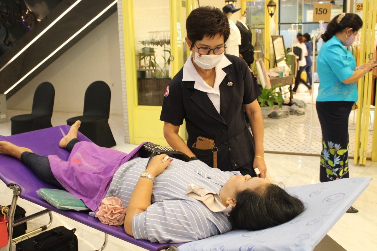 ?? “พช.ระยอง ร่วมกับเหล่ากาชาดจังหวัดระยอง ผู้นำชุมชน สตรี ภาคีเครือข่ายพัฒนาชุมชน รวมพลังบริจาคโลหิต”