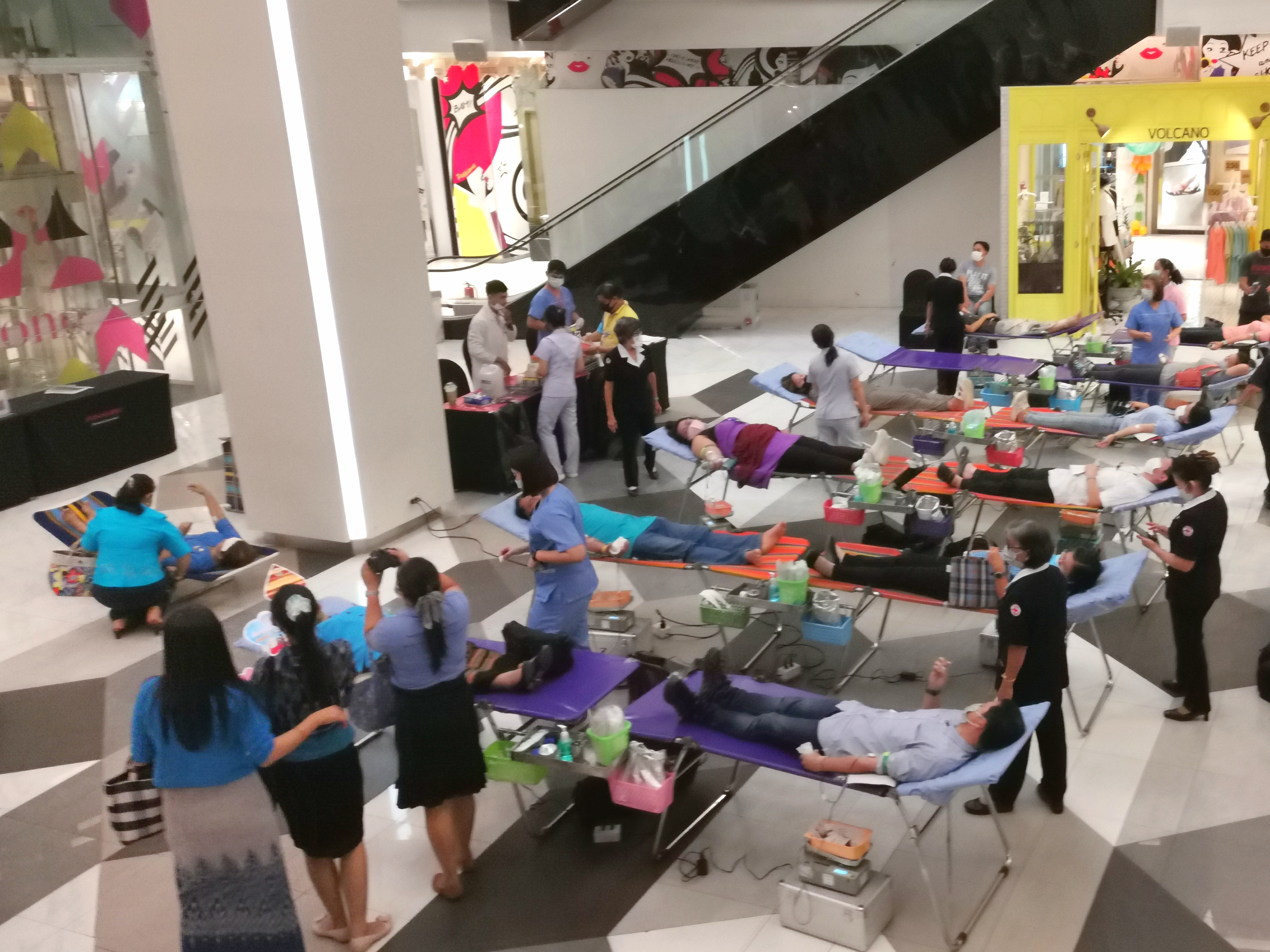 ?? “พช.ระยอง ร่วมกับเหล่ากาชาดจังหวัดระยอง ผู้นำชุมชน สตรี ภาคีเครือข่ายพัฒนาชุมชน รวมพลังบริจาคโลหิต”