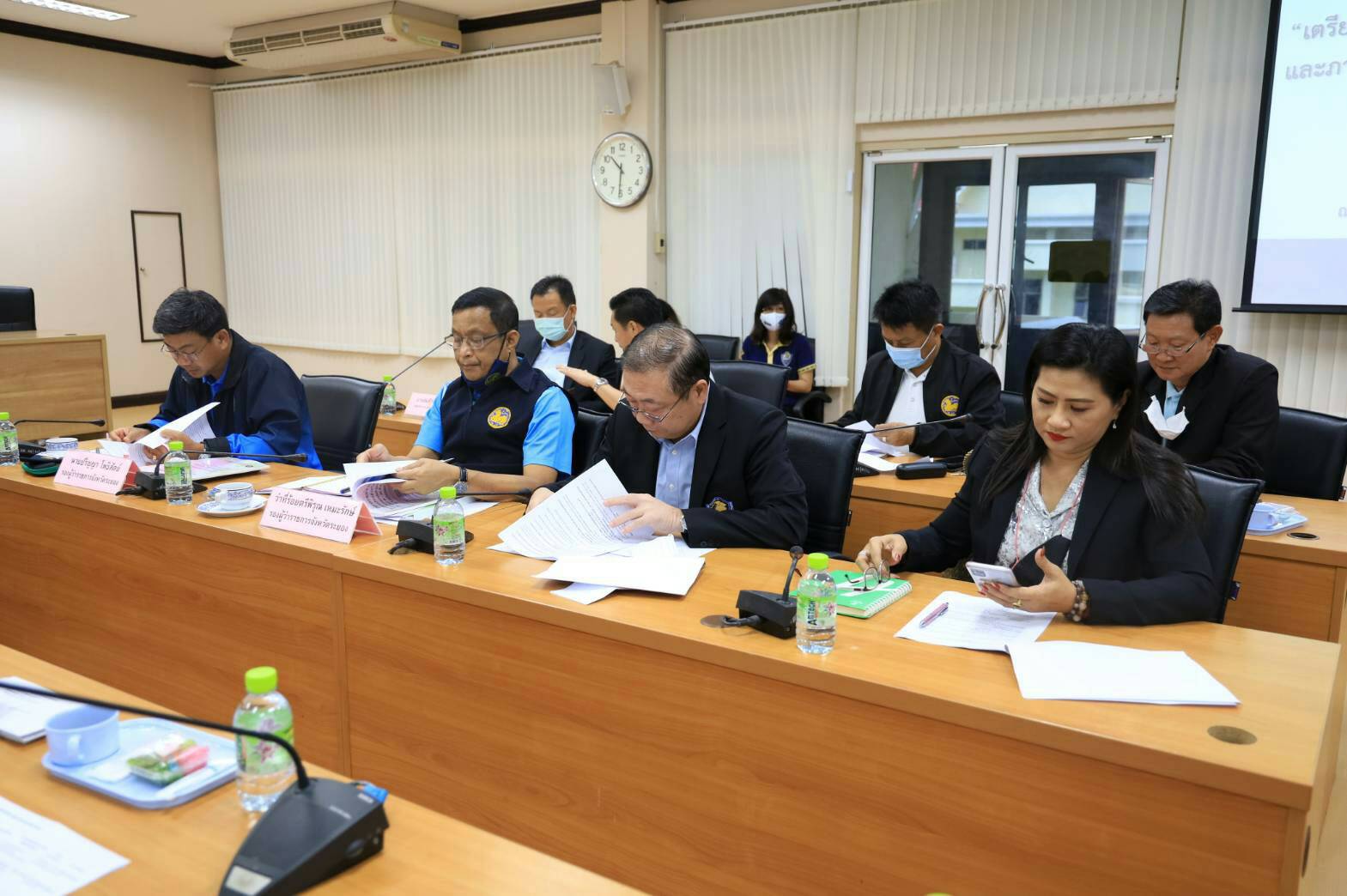 “พช.ระยอง” ร่วมประชุมเตรียมการข้อเสนอการประชุมระหว่างนายกรัฐมนตรีและภาคเอกชน และการประชุมคณะรัฐมนตรีอย่างเป็นทางการนอกสถานที่