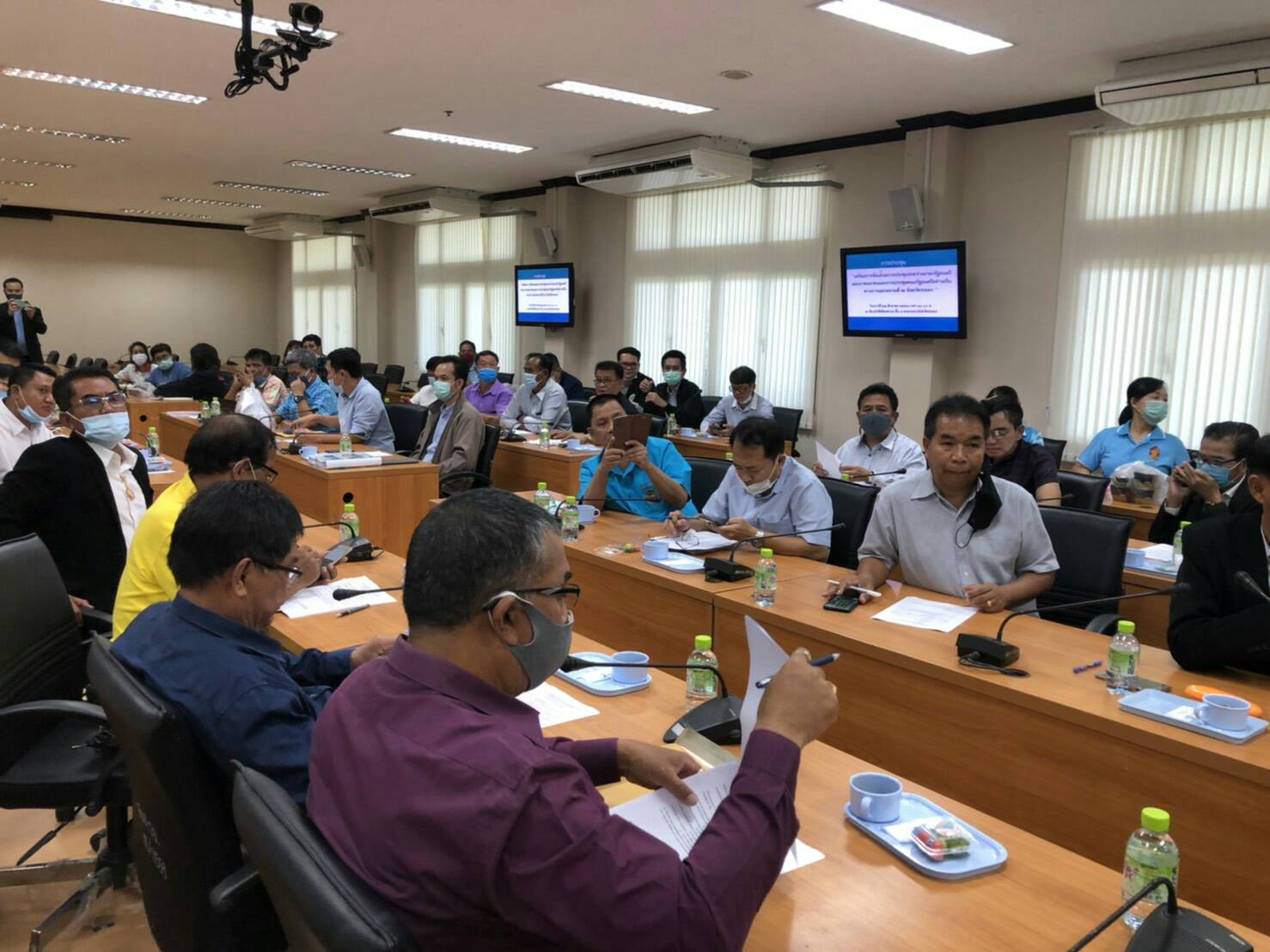 “พช.ระยอง” ร่วมประชุมเตรียมการข้อเสนอการประชุมระหว่างนายกรัฐมนตรีและภาคเอกชน และการประชุมคณะรัฐมนตรีอย่างเป็นทางการนอกสถานที่