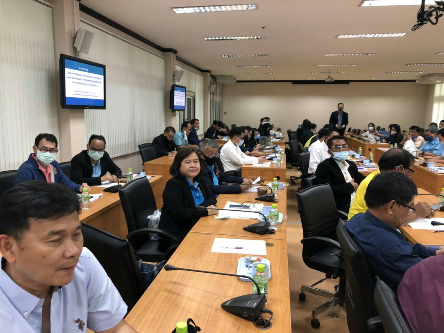 “พช.ระยอง” ร่วมประชุมเตรียมการข้อเสนอการประชุมระหว่างนายกรัฐมนตรีและภาคเอกชน และการประชุมคณะรัฐมนตรีอย่างเป็นทางการนอกสถานที่