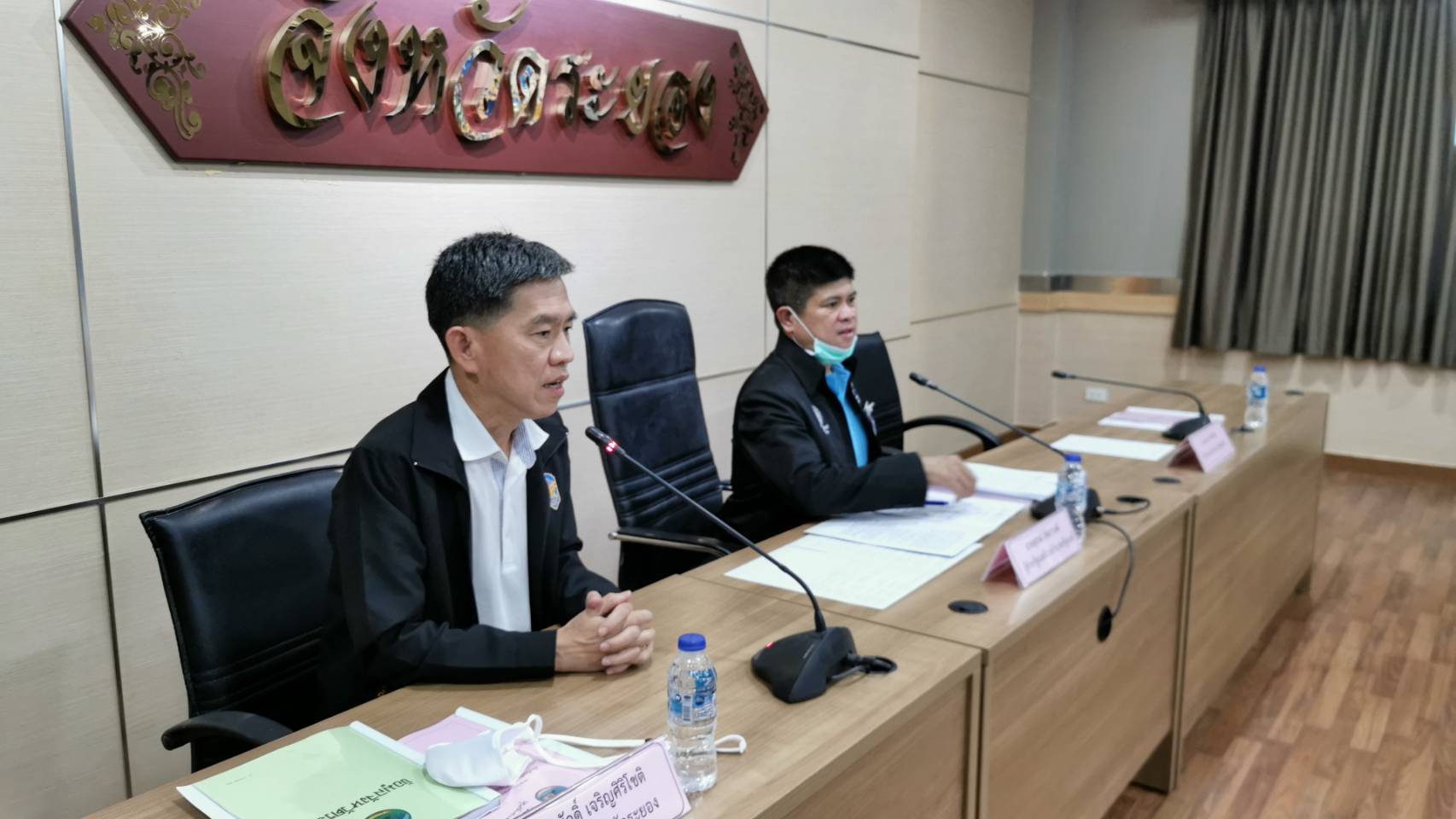 “พช.ระยอง” ร่วมประชุมเตรียมความพร้อมและการอำนวยความสะดวกแก่ประชาชนที่เดินทางมายื่นหนังสือร้องเรียน-ร้องทุกข์ในภารกิจนายกรัฐมนตรีและคณะเดินทางมาประชุม ครม.สัญจรที่จังหวัดระยอง