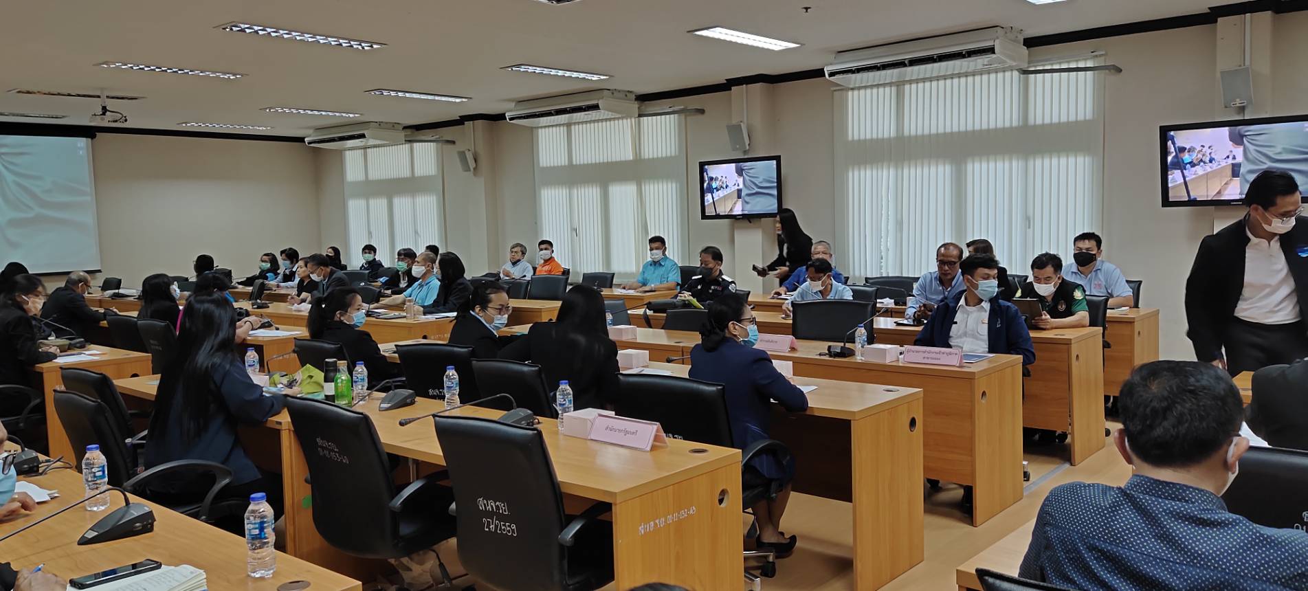 “พช.ระยอง” ร่วมประชุมเตรียมความพร้อมและการอำนวยความสะดวกแก่ประชาชนที่เดินทางมายื่นหนังสือร้องเรียน-ร้องทุกข์ในภารกิจนายกรัฐมนตรีและคณะเดินทางมาประชุม ครม.สัญจรที่จังหวัดระยอง