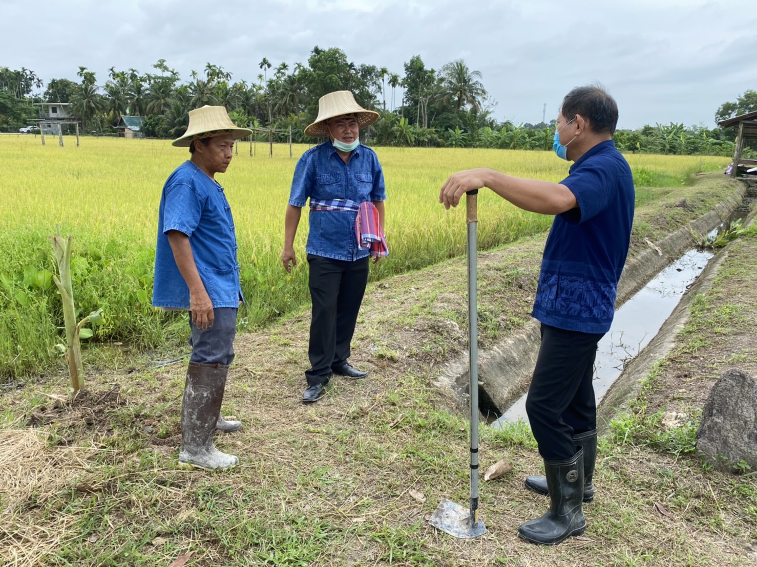 พช.ระยอง @ สพอ.บ้านค่าย ขับเคลื่อนกิจกรรม  “โคก หนอง นา โมเดล”