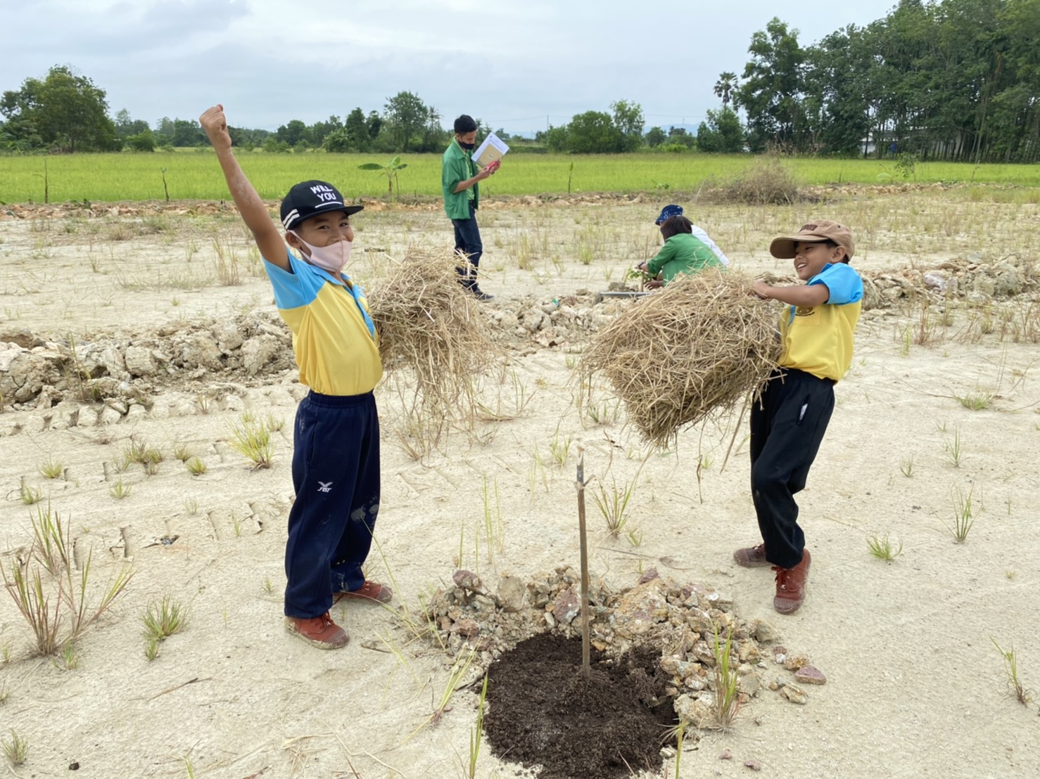 พช.ระยอง @ สพอ.บ้านค่าย ขับเคลื่อนกิจกรรม  “โคก หนอง นา โมเดล”
