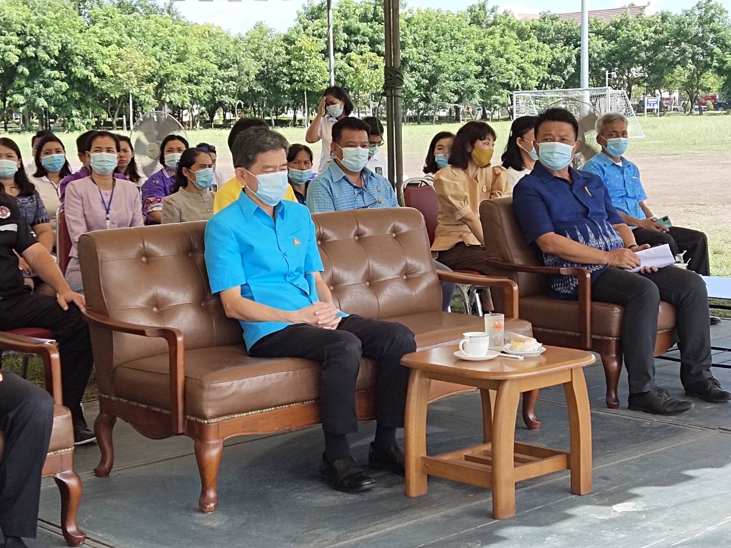 “พช.ระยอง”  ร่วมพิธียกเสาธงชาติ โครงการปรับภูมิทัศน์สวนสุขภาพศูนย์ราชการจังหวัดระยอง