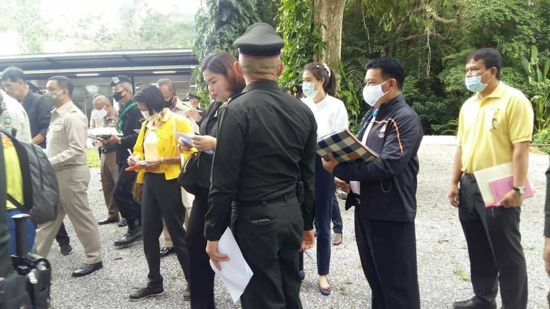 พช.ระยอง ร่วมสำรวจพื้นที่โครงการพัชรสุธาคชานุรักษ์