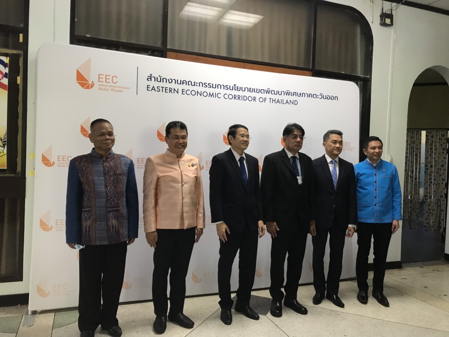 “พช.ระยอง”  ร่วมเป็นเกียรติในพิธีเปิดและลงนามบันทึกข้อตกลงความร่วมมือการดำเนินโครงการบัณฑิตอาสาต้นแบบ