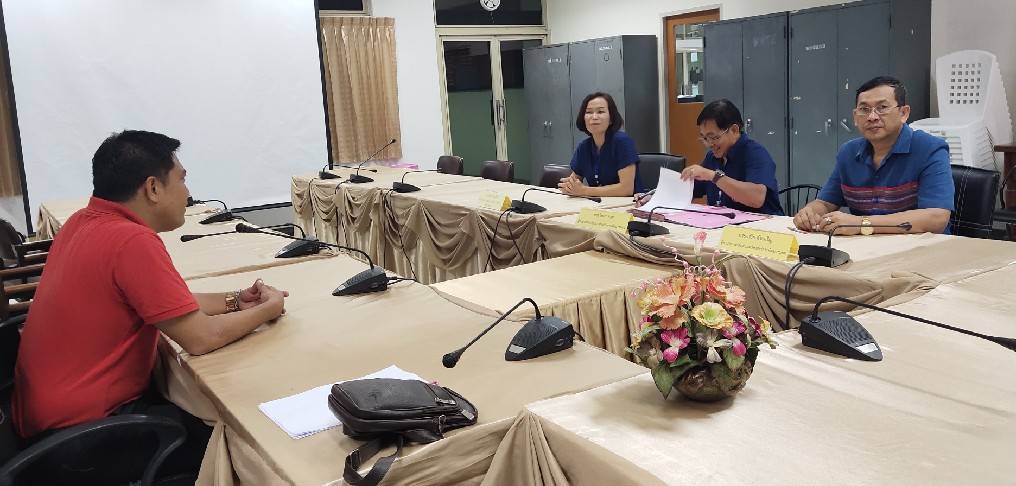 “พช.ระยอง” สัมภาษณ์พนักงานขับรถยนต์ สพจ.ระยอง