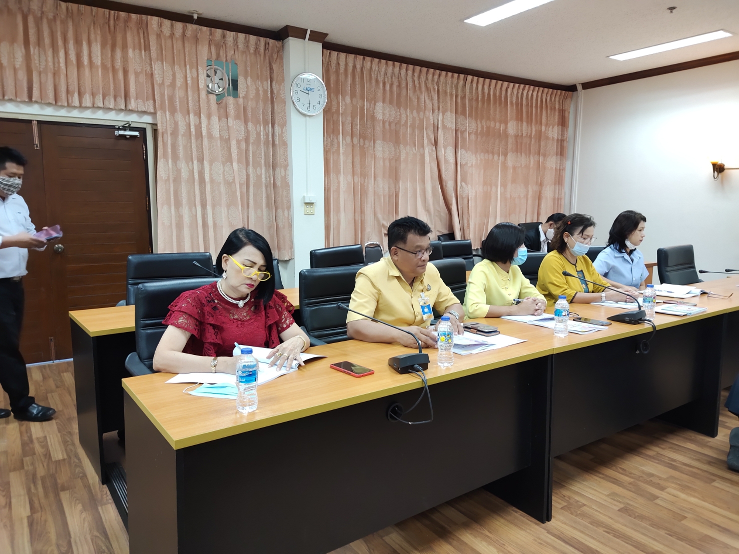 ?? “พช.ระยอง” ร่วมประชุม โครงการ “ครอบครัวไทย รู้ รัก สามัคคี มีจิตอาสา แทนคุณแผ่นดิน “??