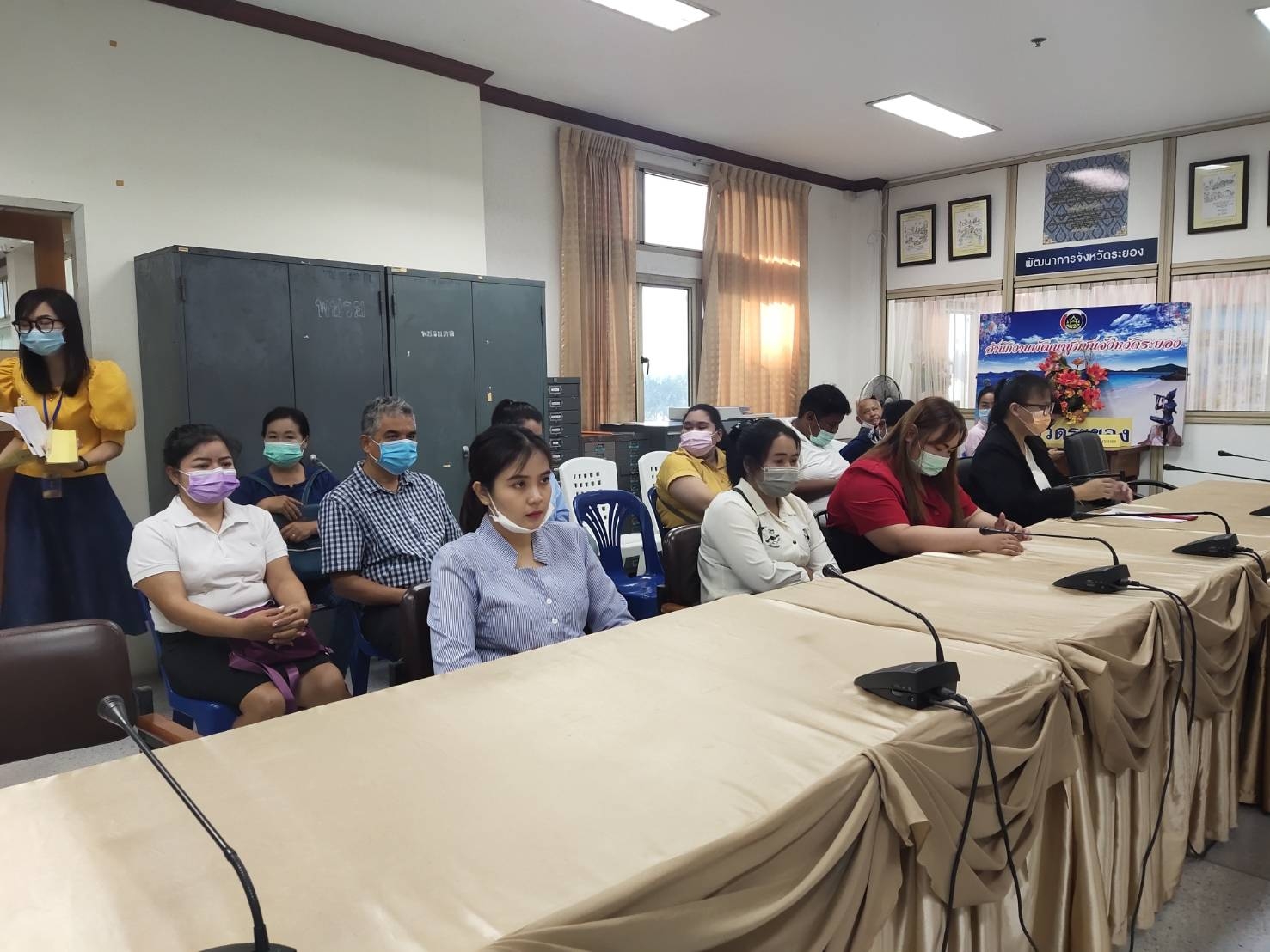 ?? “พช.ระยอง” ดำเนินการสอบสัมภาษณ์ ลูกจ้างเหมาบริการ  ปฏิบัติภารกิจตามโครงการพัฒนาพื้นที่ต้นแบบการพัฒนาคุณภาพชีวิต ตามหลักทฤษฎีใหม่ ประยุกต์สู่ “โคก หนอง นา โมเดล”  ??