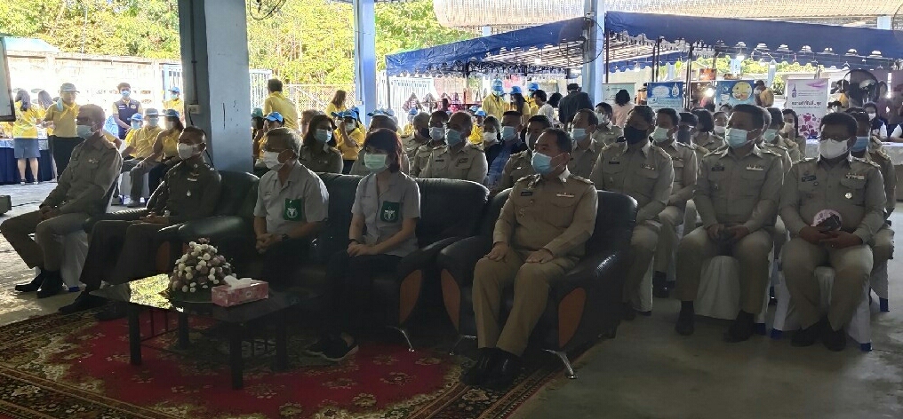 ? “พช.ระยอง” ร่วมออกหน่วยบำบัดทุกข์ บำรุงสุข สร้างรอยยิ้ม คืนความสุขให้ประชาชน” จังหวัดระยอง (ครั้งที่ 1) ประจำปีงบประมาณ พ.ศ.2564 ?