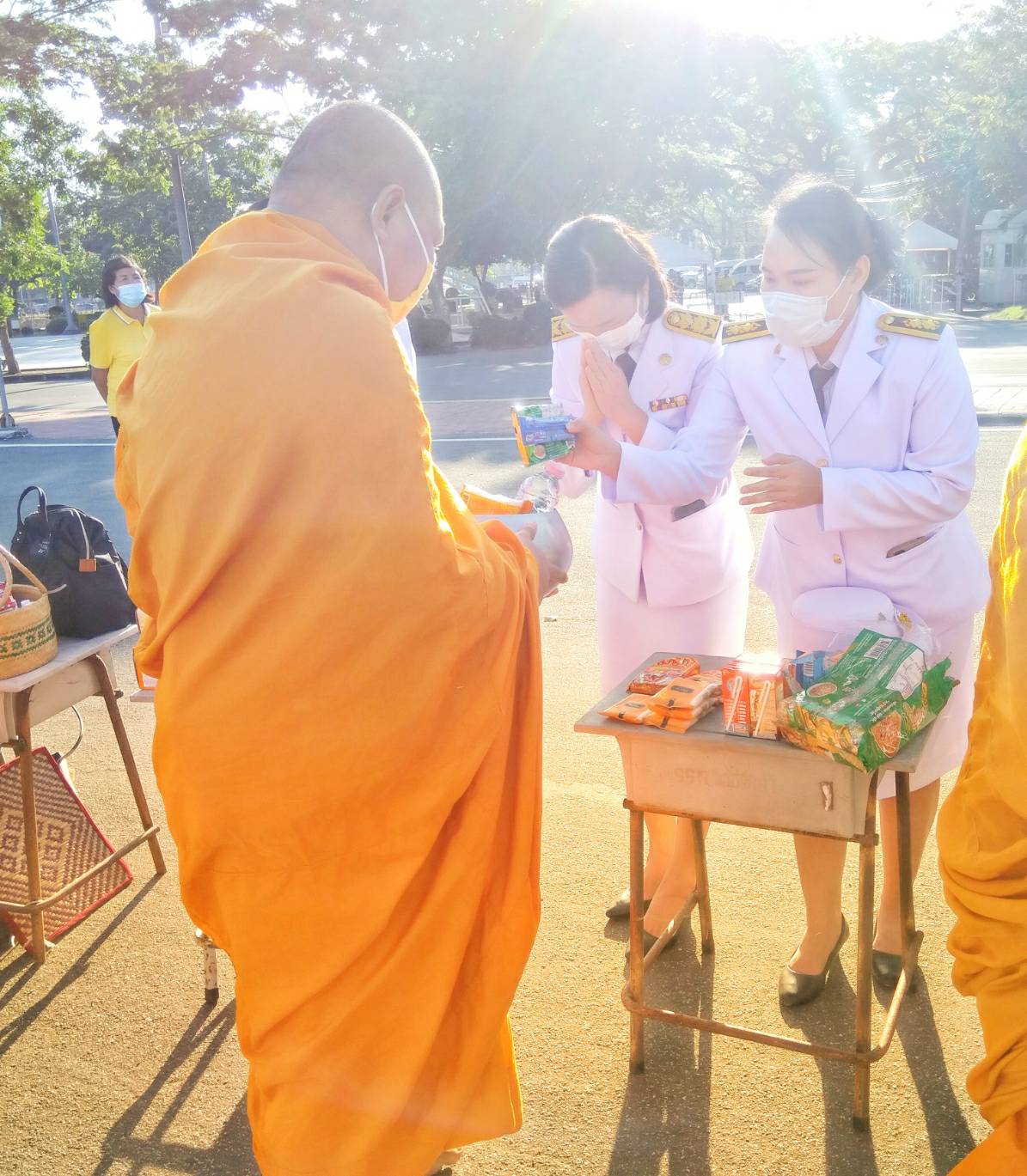 ? “พช.ระยอง” ร่วมกิจกรรมเนื่องในวันคล้ายวันพระราชสมภพพระบาทสมเด็จพระบรมชนกาธิเบศร มหาภูมิพลอดุลยเดชมหาราช บรมนาถบพิตร วันชาติและวันพ่อแห่งชาติ