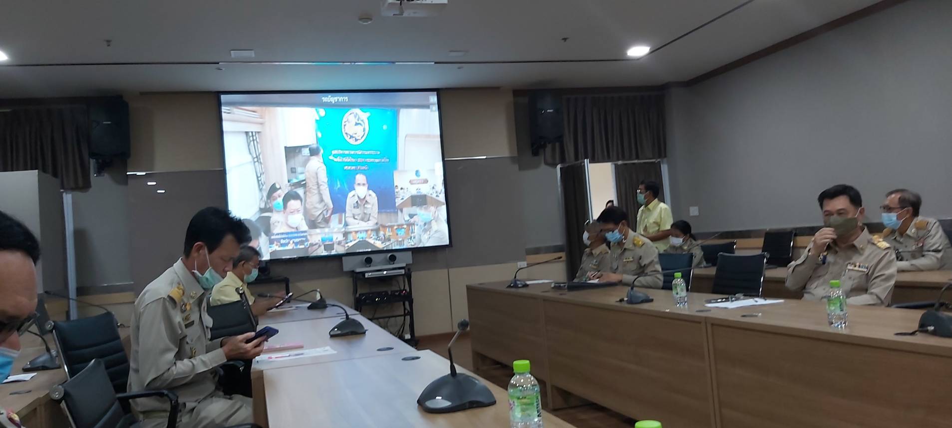 “พช.ระยอง” ร่วมรับฟังการประชุมข้อราชการสำคัญเกี่ยวกับการบริหารสถานการณ์การแพร่ระบาดของโรคติดเชื้อไวรัสโคโรน่า 2019  ผ่านระบบวีดิทัศน์ทางไกล (VCS) ?