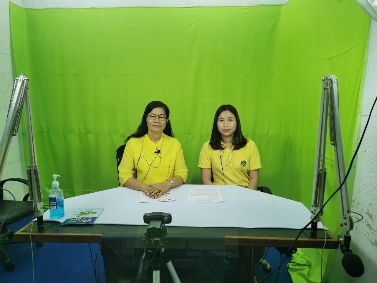 “พช.ระยอง” ดำเนินรายการ “พัฒนา พาที” ทางสถานีวิทยุ สวท.ระยอง คลื่น FM 91.75 MHz ร่วมกับ สวท.ระยอง