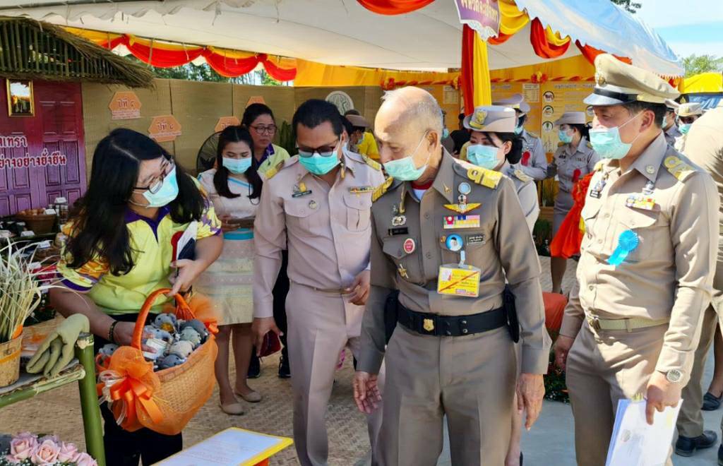 “พช.ระยอง” จัดนิทรรศการแสดงผลการดำเนินงานตาม “โครงการพัชรสุธาคชานุรักษ์”