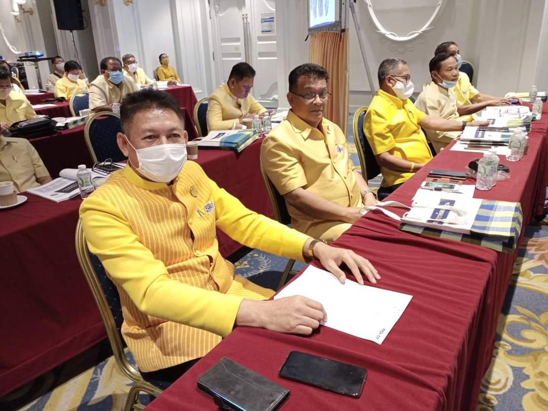  ??”พช.ระยอง” ร่วมการประชุมเชิงปฏิบัติการสื่อสารทิศทางและนโยบายการพัฒนาชุมชน  และการประกาศเจตนารมณ์ต่อต้านการทุจริต กรมการพัฒนาชุมชน ประจำปี 2564