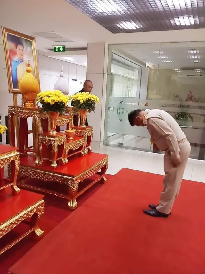 สำนักงานพัฒนาชุมชนจังหวัดระยอง เป็นผู้แทน เข้ารับพระราชทานหนังสือ “เรื่องเล่าชาวคชานุรักษ์”