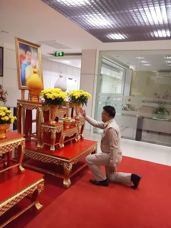 สำนักงานพัฒนาชุมชนจังหวัดระยอง เป็นผู้แทน เข้ารับพระราชทานหนังสือ “เรื่องเล่าชาวคชานุรักษ์”