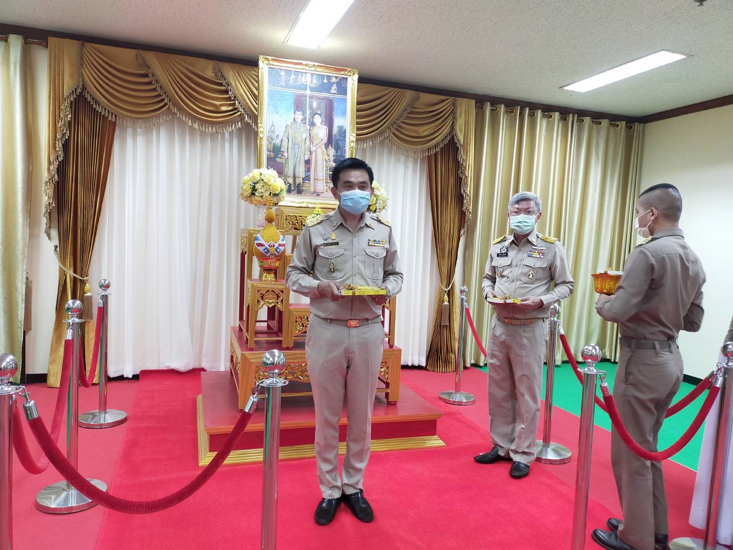 พช.ระยอง จัดพิธีการรับพระราชทานหนังสือ “เรื่องเล่าชาวคชานุรักษ์” เนื่องในโอกาสโครงการพัชรสุธาคชานุรักษ์ได้ดำเนินการมาครบ 1 ปี ?