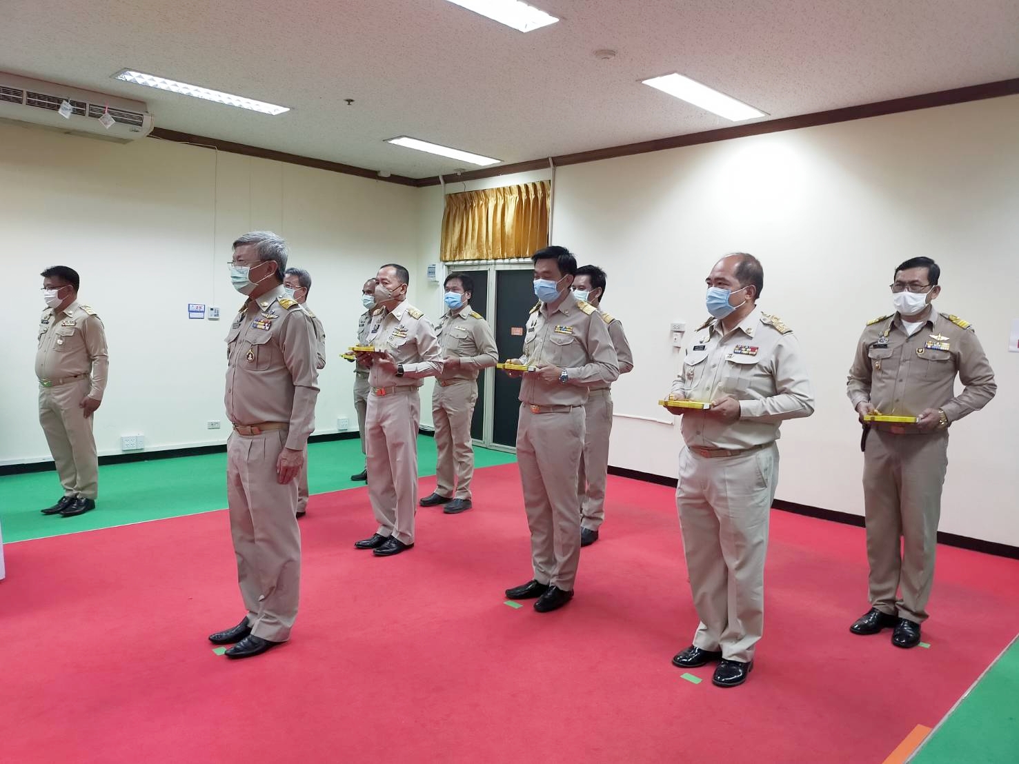 พช.ระยอง จัดพิธีการรับพระราชทานหนังสือ “เรื่องเล่าชาวคชานุรักษ์” เนื่องในโอกาสโครงการพัชรสุธาคชานุรักษ์ได้ดำเนินการมาครบ 1 ปี ?