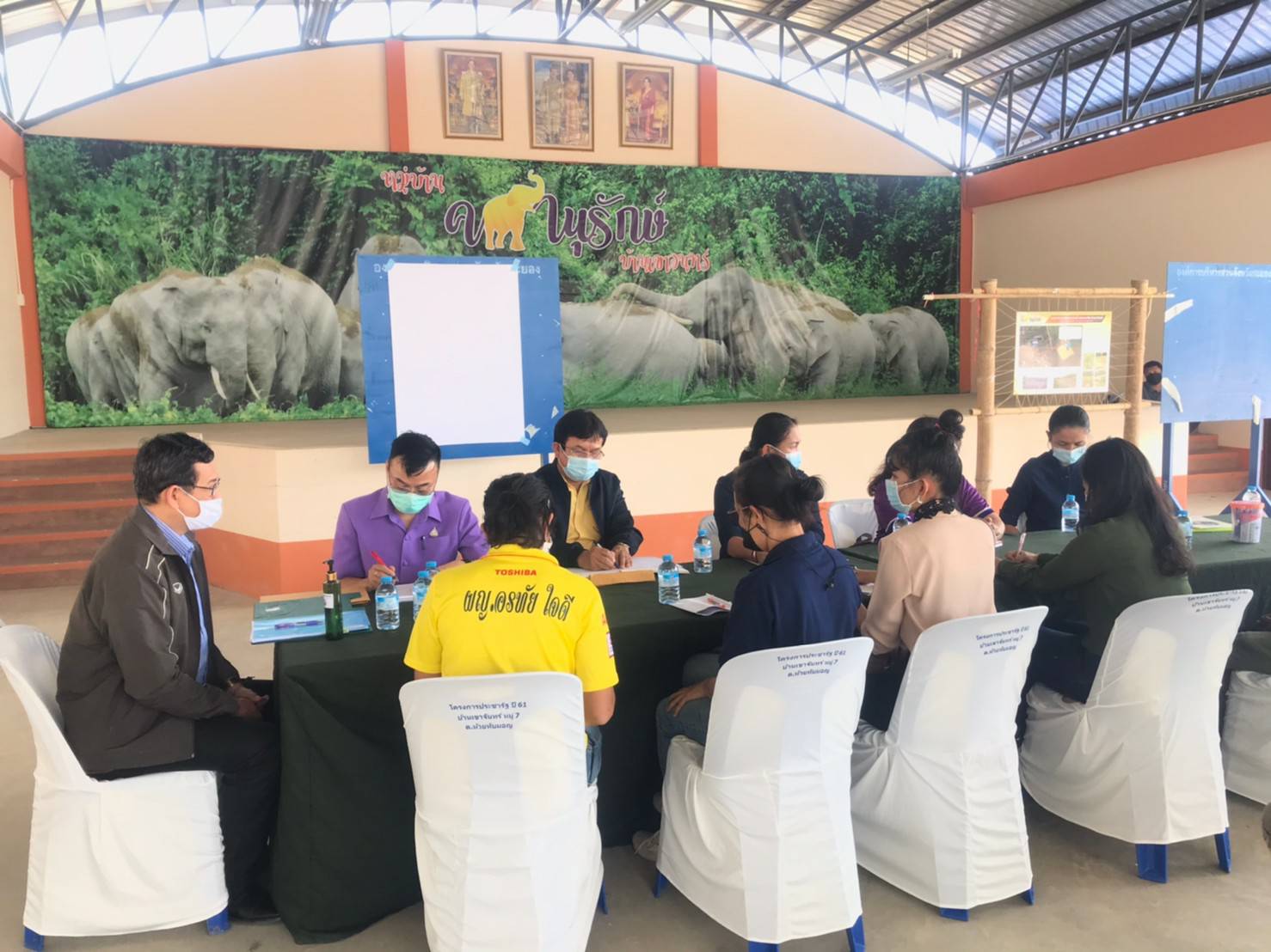 พช.ระยองร่วมกับ สพอ.เขาชะเมา ขับเคลื่อนเชิงรุกในการจัดการปัญหาการอยู่ร่วมกันอย่างสมดุลระหว่างคนและช้างป่า???