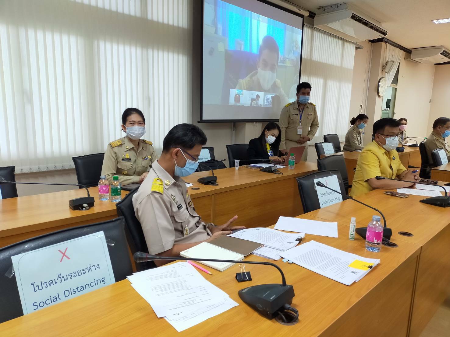 “พช.ระยอง” ร่วมประชุมคณะอนุกรรมการด้านการให้ความช่วยเหลือ เยียวยาผู้ได้รับกระทบจากสถานการณ์การแพร่ระบาดของโรคติดเชื้อไวรัสโคโรนา 2019 ?