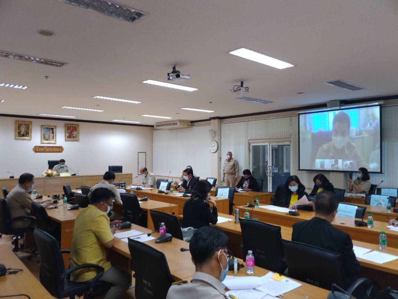 “พช.ระยอง” ร่วมประชุมคณะอนุกรรมการด้านการให้ความช่วยเหลือ เยียวยาผู้ได้รับกระทบจากสถานการณ์การแพร่ระบาดของโรคติดเชื้อไวรัสโคโรนา 2019 ?