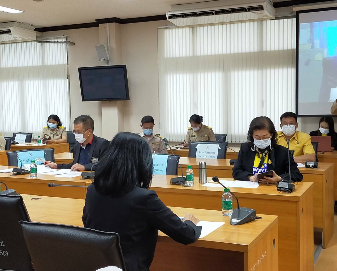 “พช.ระยอง” ร่วมประชุมคณะอนุกรรมการด้านการให้ความช่วยเหลือ เยียวยาผู้ได้รับกระทบจากสถานการณ์การแพร่ระบาดของโรคติดเชื้อไวรัสโคโรนา 2019 ?