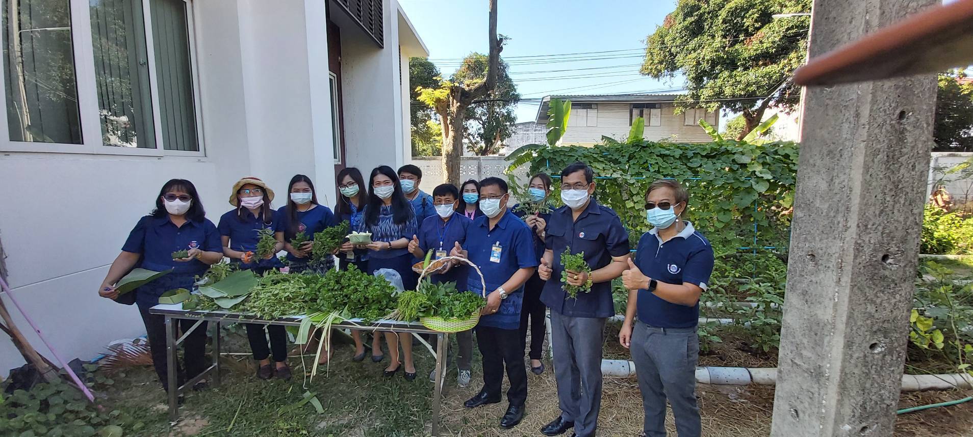 “พช.ระยอง” ปันผัก ปันรัก ปันสุข แทนความห่วงใย ใส่ใจชาวระยอง ในสถานการณ์ COVID-19??