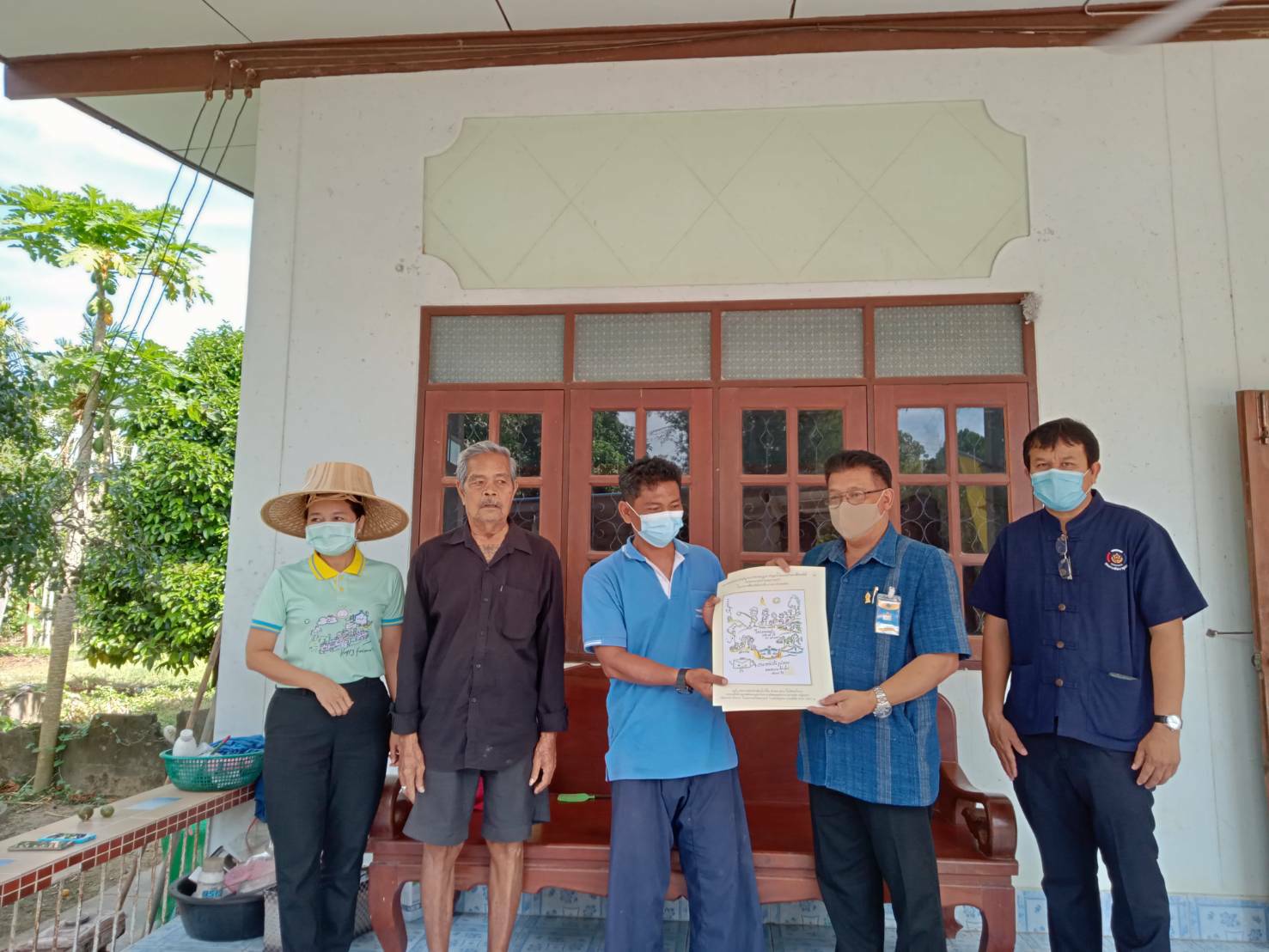 “พช.ระยอง” ร่วมกับเรือนจำกลางระยอง ติดตาม สนับสนุน เสริมกำลังใจแก่ผู้พ้นโทษ ซึ่งผ่านการฝึกอบรมโครงการพระราชทานในพระบาทสมเด็จพระวชิรเกล้าเจ้าอยู่หัว  “โคกหนองนาแห่งน้ำใจและความหวัง กรมราชทัณฑ์” ในพื้นที่อำเภอแกลงและเขาชะเมา?