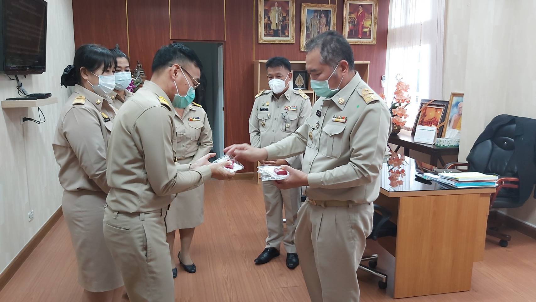 พช.ระยอง ต้อนรับและมอบนโยบายแก่ข้าราชการที่มาดำรงตำแหน่งใหม่ในสังกัดสำนักงานพัฒนาชุมชนจังหวัดระยอง?