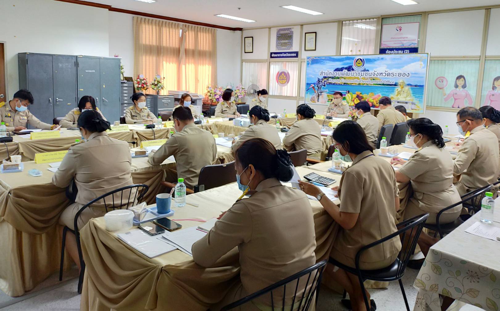 พช.ระยอง ประชุมผู้บริหารและนักวิชาการพัฒนาชุมชน ครั้งที่ 1/2564 ?