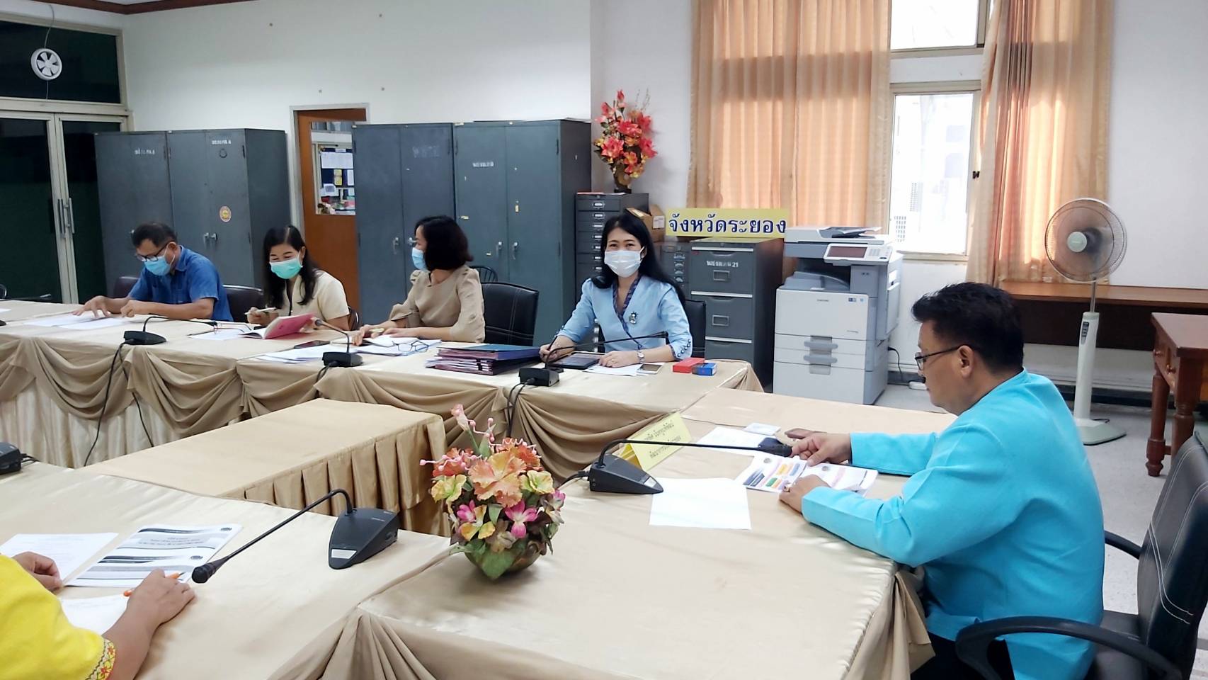 “พช.ระยอง” ร่วมรับฟังการประชุมกรมการพัฒนาชุมชน  ครั้งที่ 1/2564  ผ่านระบบ Video Conference