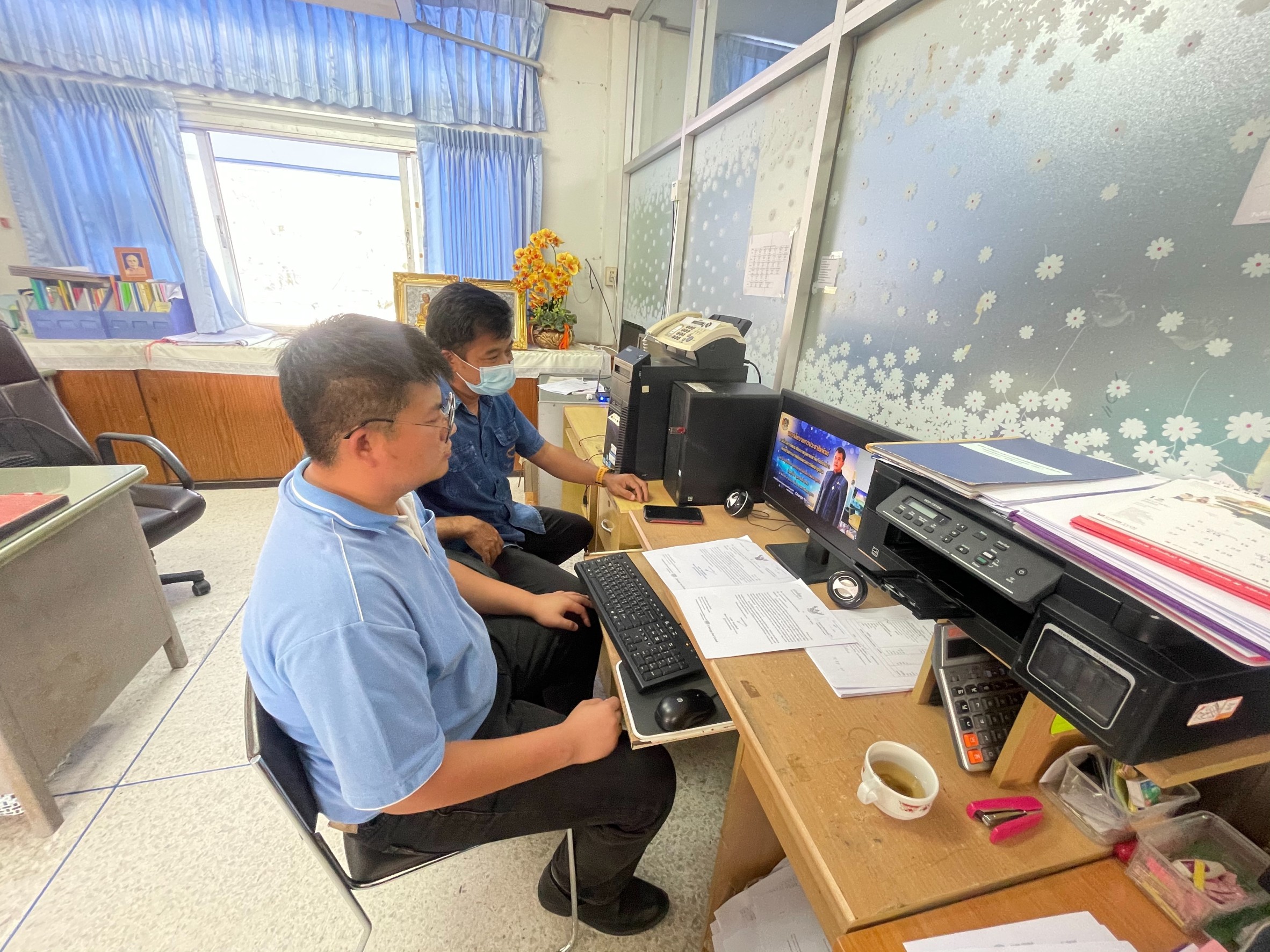 “พช.ระยอง” ร่วมรับฟังการฝึกอบรมเทคนิคการเขียนข่าว เพื่อเสริมสร้างภาพลักษณ์กรมการพัฒนาชุมชนผ่านระบบวีดีทัศน์ทางไกล (Video Conference)