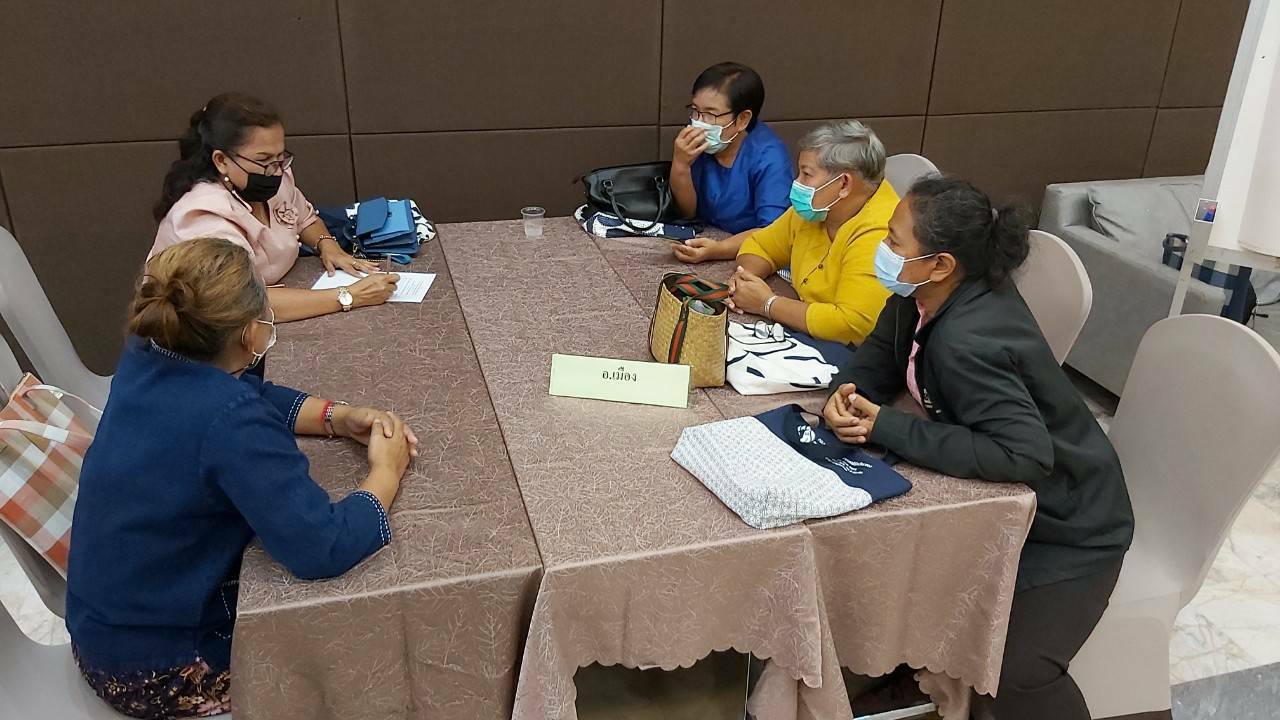 “พช.ระยอง” เพิ่มประสิทธิภาพแก่กลไกขับเคลื่อนกองทุนพัฒนาบทบาทสตรีระดับจังหวัด