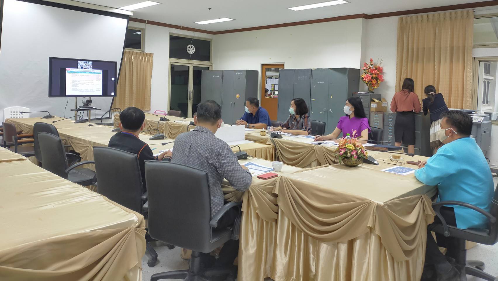 “พช.ระยอง” ร่วมประชุมชี้แจงแนวทางการประเมินส่วนราชการตามมาตรการปรับปรุงประสิทธิภาพในการปฏิบัติราชการ กรมการพัฒนาชุมชน ปีงบประมาณ 2564 ผ่าน Video Conference