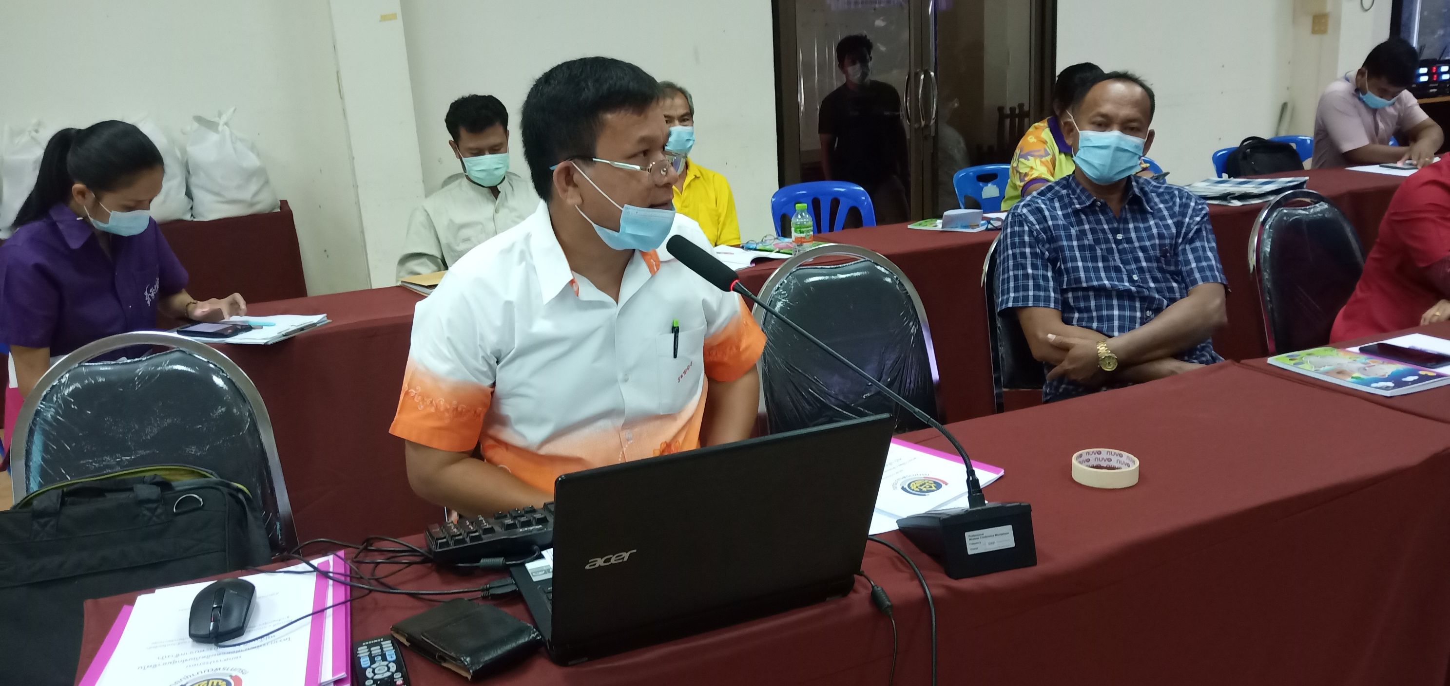 “พช.ระยอง”  สนับสนุนวิทยากรฝึกอบรมโครงการพัฒนาต่อยอดผลิตภัณฑ์กลุ่มอาชีพในหมู่บ้านที่ได้รับผลกระทบจากช้างป่า