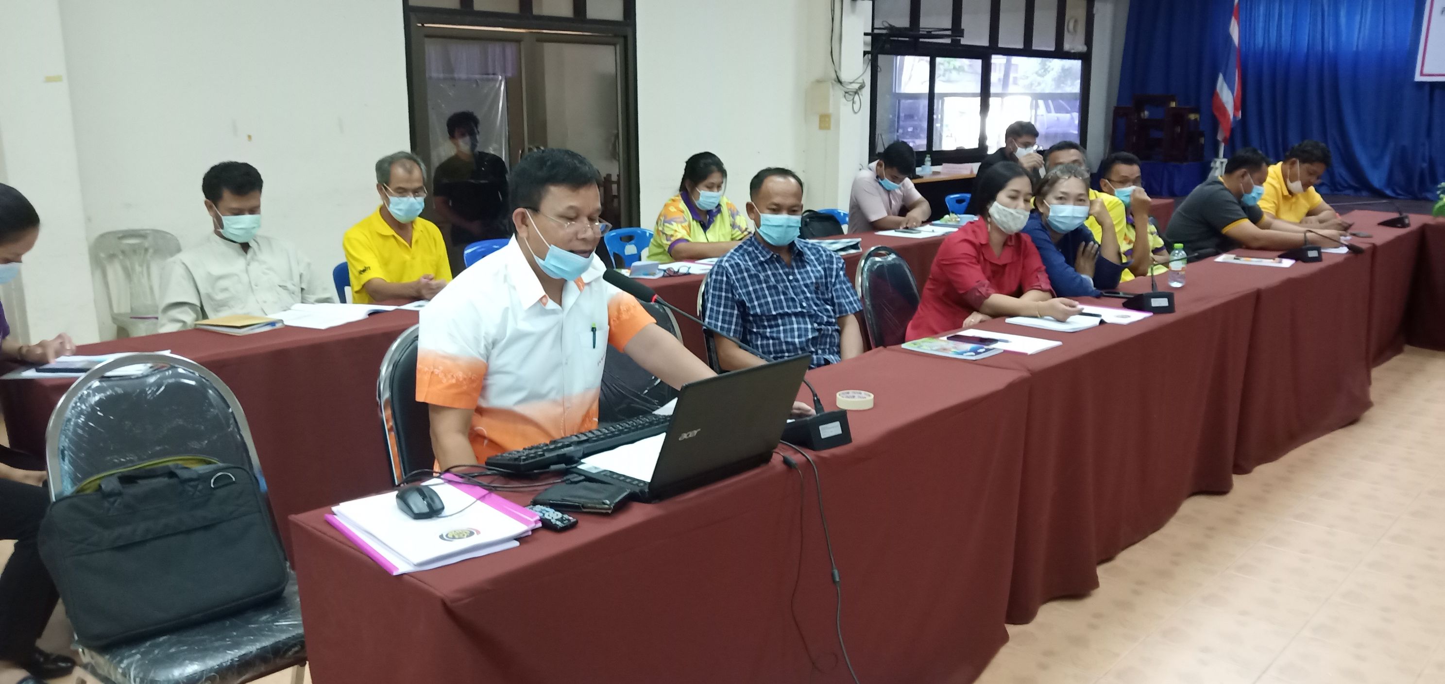 “พช.ระยอง”  สนับสนุนวิทยากรฝึกอบรมโครงการพัฒนาต่อยอดผลิตภัณฑ์กลุ่มอาชีพในหมู่บ้านที่ได้รับผลกระทบจากช้างป่า