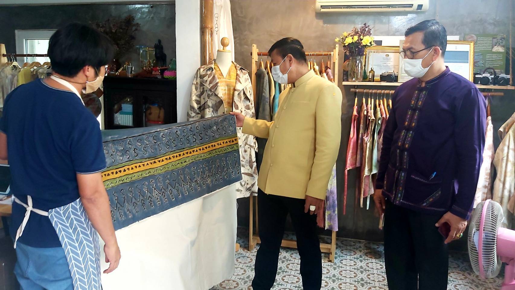 “พช.ระยอง” รับการตรวจติดตามนโยบายสำคัญจากผู้ตรวจราชการกรมการพัฒนาชุมชน