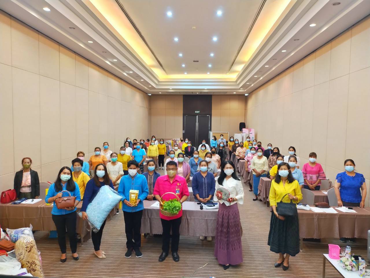 “พช.ระยอง” พัฒนาทักษะอาชีพแก่กลุ่มสมาชิกกองทุนพัฒนาบทบาทสตรี