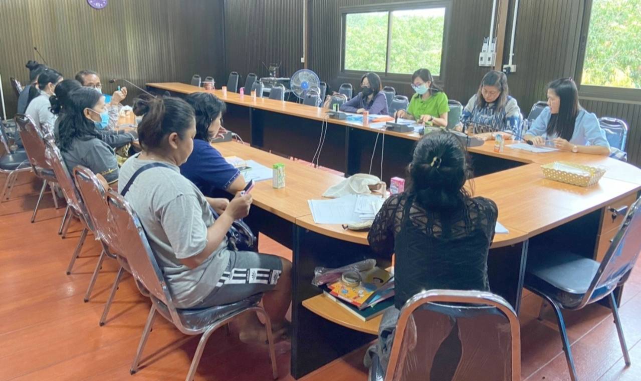 “พช.ระยอง” ลงพื้นที่ติดตามสนับสนุนการดำเนินงานกองทุนพัฒนาบทบาทสตรีในพื้นที่ตำบลบ้านนา อำเภอแกลง ?