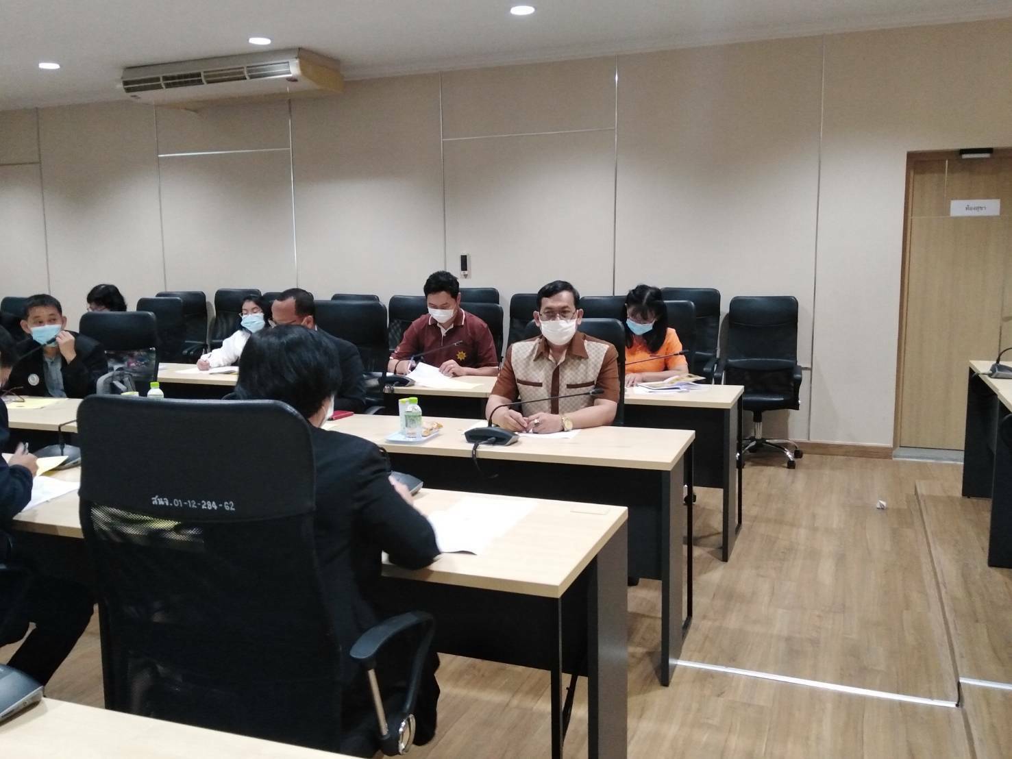 “พช.ระยอง” ร่วมประชุมพิจารณาโครงการพัฒนาพื้นที่ตามแนวพระราชดำริและหลักปรัชญาของเศรษฐกิจพอเพียง ประจำปีงบประมาณ พ.ศ. 2564